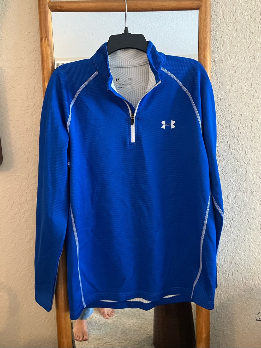 Under Armour Men’s Quarter-Zip Sweatshirt